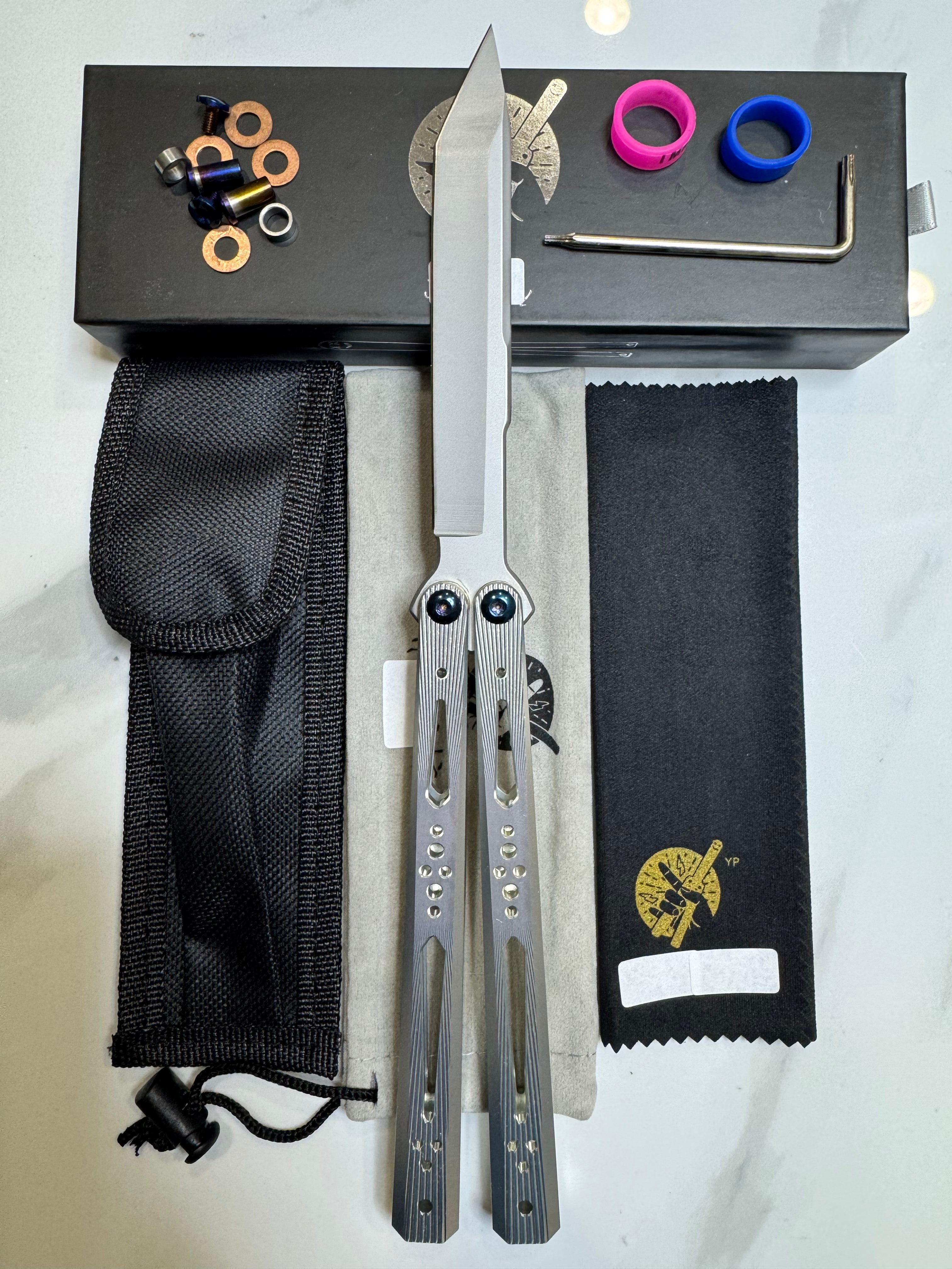Butterfly Live Blade Balisong SEA HAWK Silver/Grey FREE SHIPPING Great Gift Ideas Age 18+ only